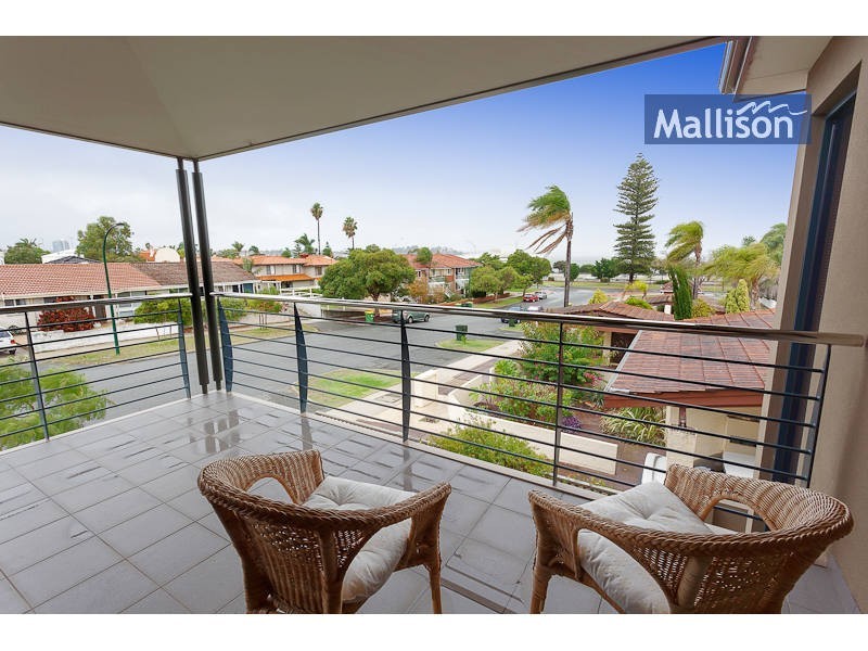 6 Thelma Street, Como WA 6152