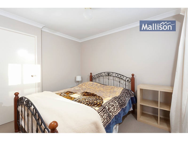 20/11 Hazlett Way, Canning Vale WA 6155