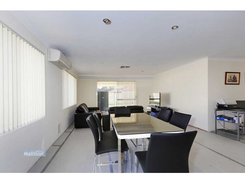 6 Escalona Turn, Seville Grove WA 6112