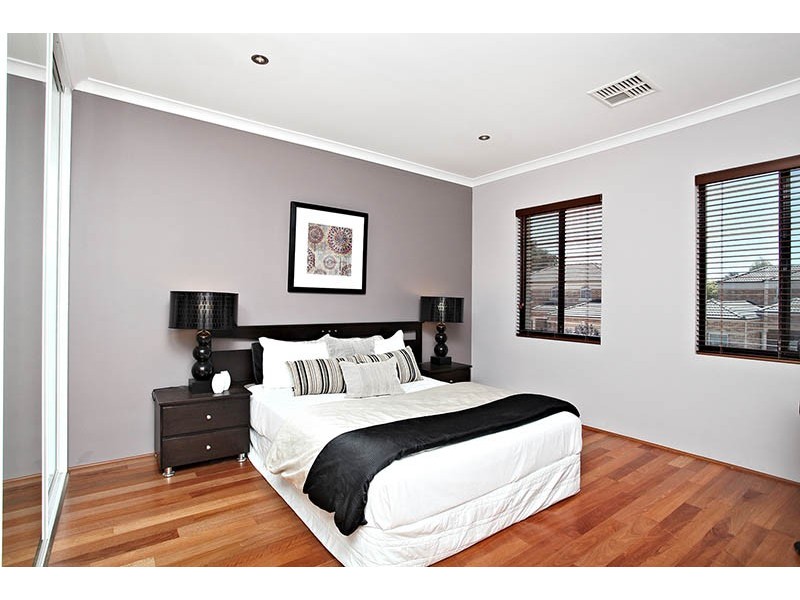 20 Ambleside Way, Canning Vale WA 6155