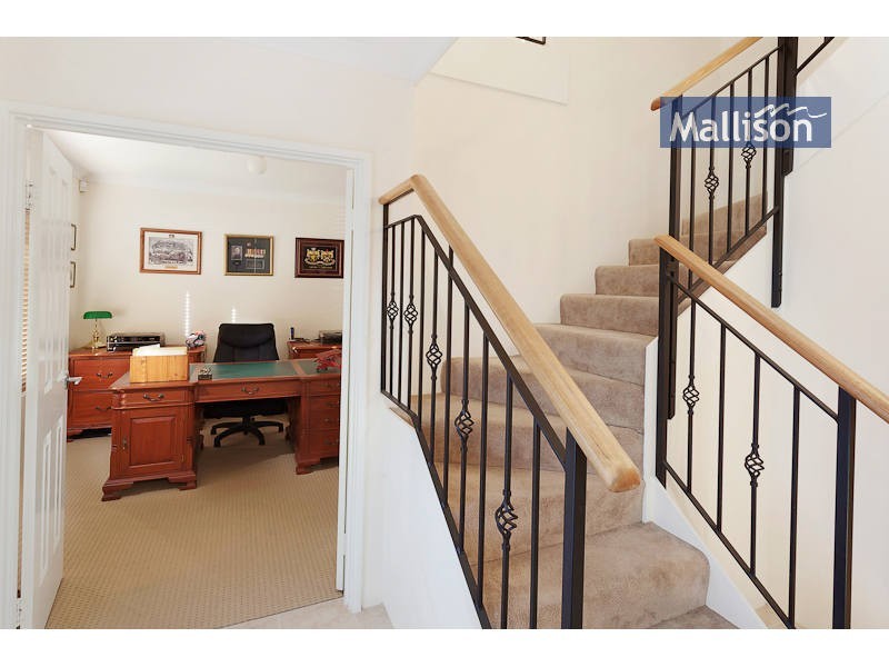 18 Ambleside Way, Canning Vale WA 6155