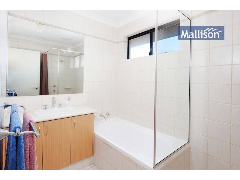 18 Ambleside Way, Canning Vale WA 6155