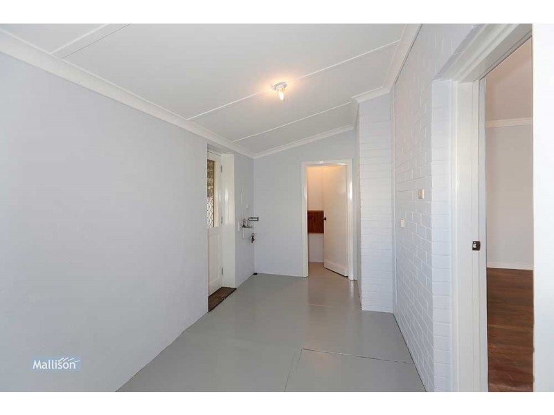 3003 Albany Highway, Kelmscott WA 6111