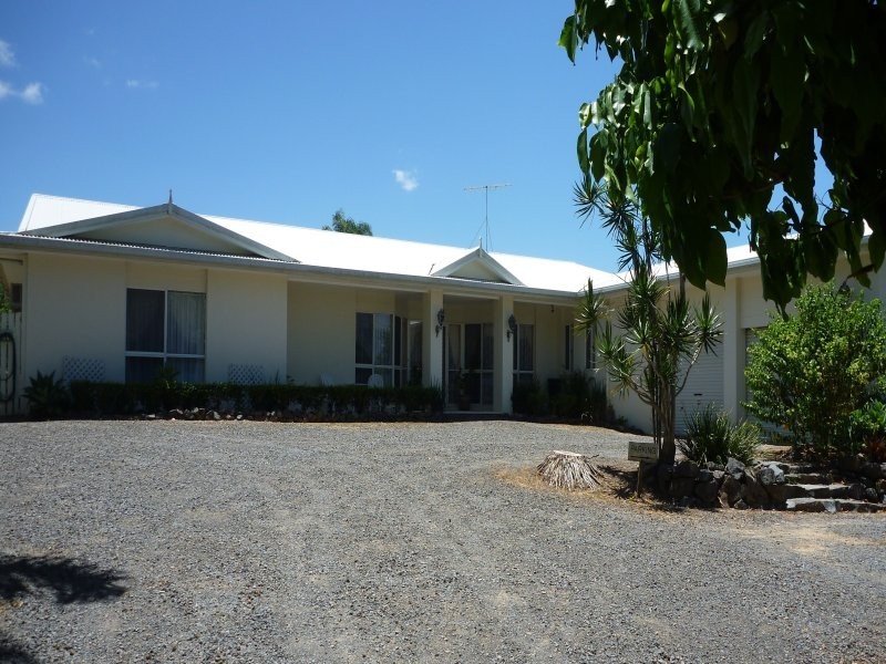 Glass House Mountains QLD 4518