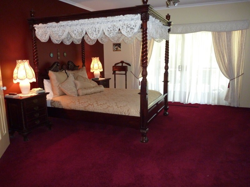 Glass House Mountains QLD 4518