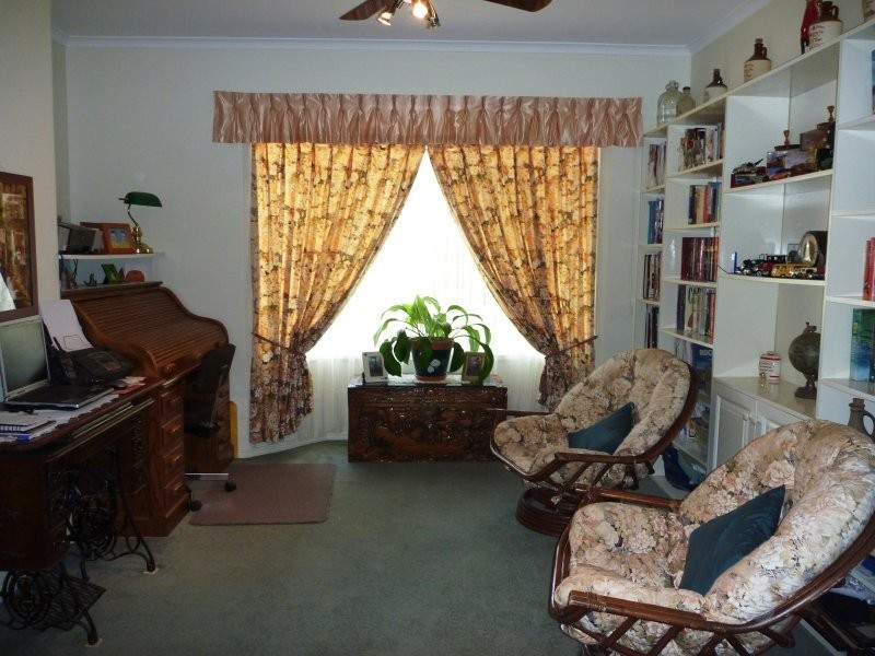 Glass House Mountains QLD 4518