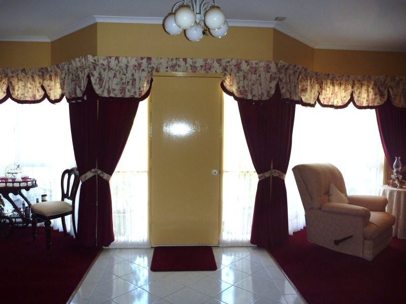 Glass House Mountains QLD 4518