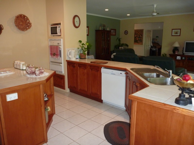 Glass House Mountains QLD 4518