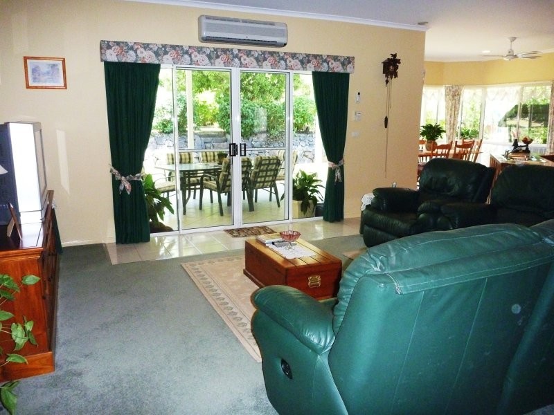 Glass House Mountains QLD 4518