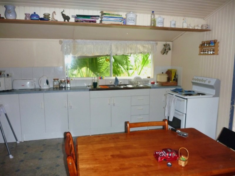 15 Ethel Street, Kilcoy QLD 4515