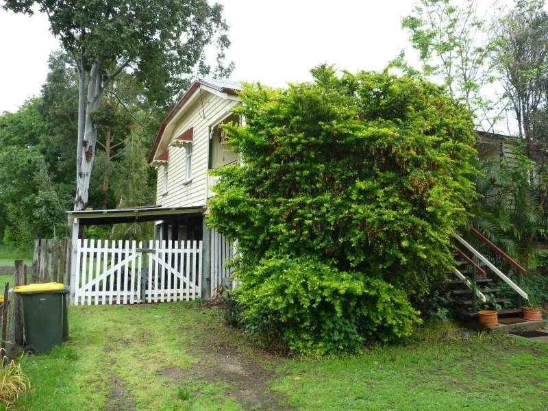 15 Ethel Street, Kilcoy QLD 4515