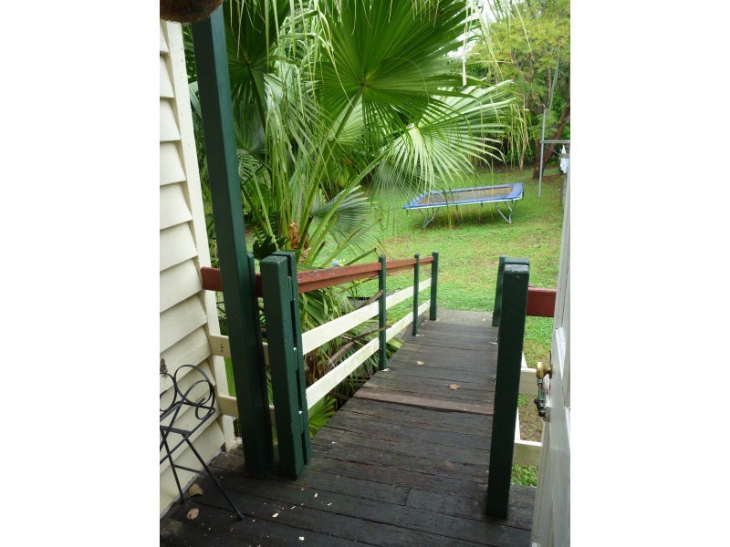 15 Ethel Street, Kilcoy QLD 4515