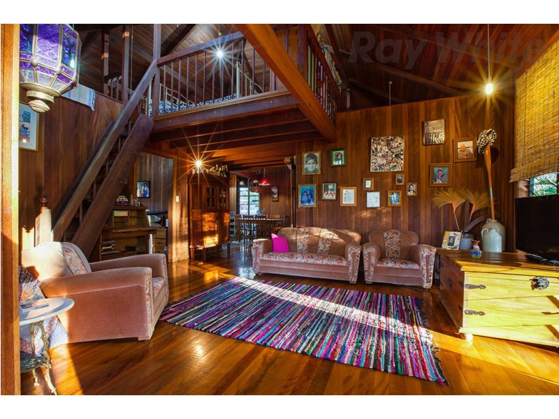 24 Collins Street, Moorina QLD 4506