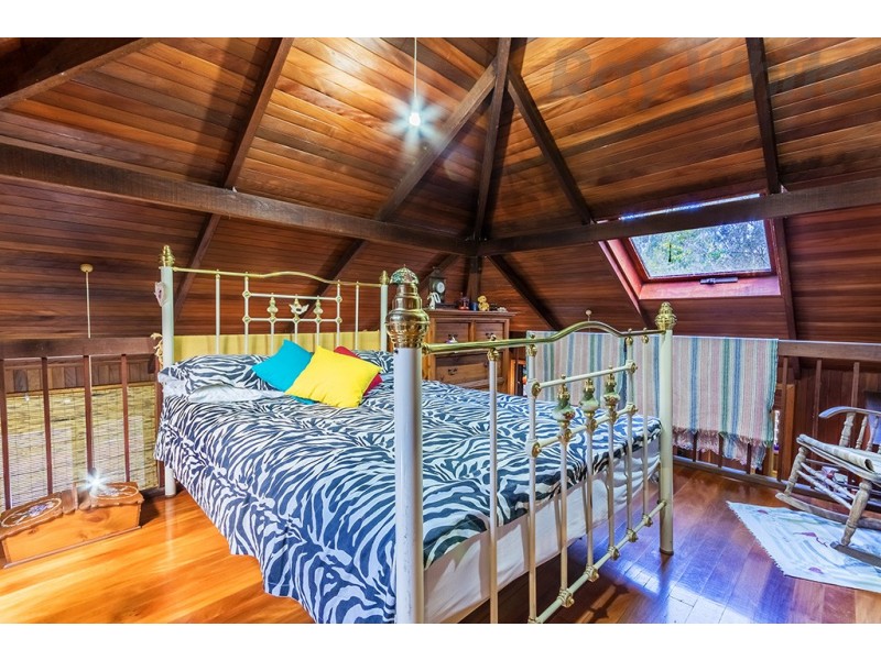 24 Collins Street, Moorina QLD 4506