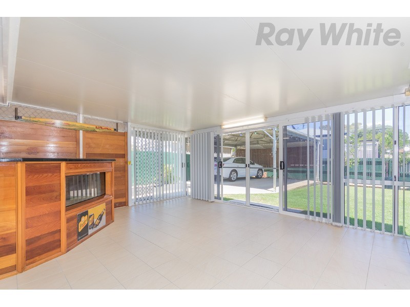7 Gretel Drive, Beachmere QLD 4510