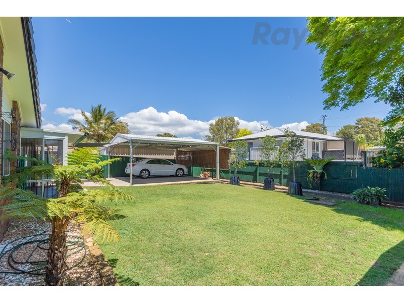 7 Gretel Drive, Beachmere QLD 4510