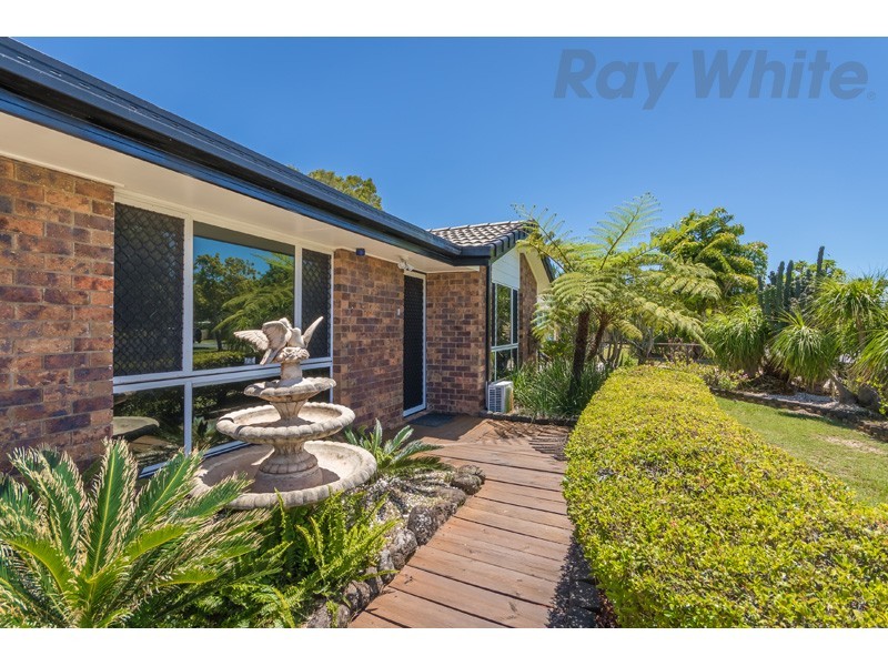 7 Gretel Drive, Beachmere QLD 4510