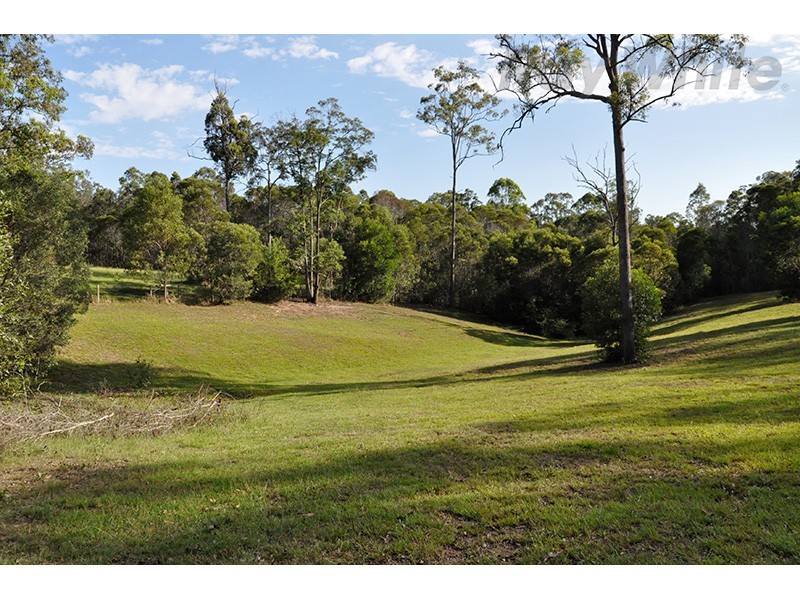 100 Jackson Road, Bellmere QLD 4510