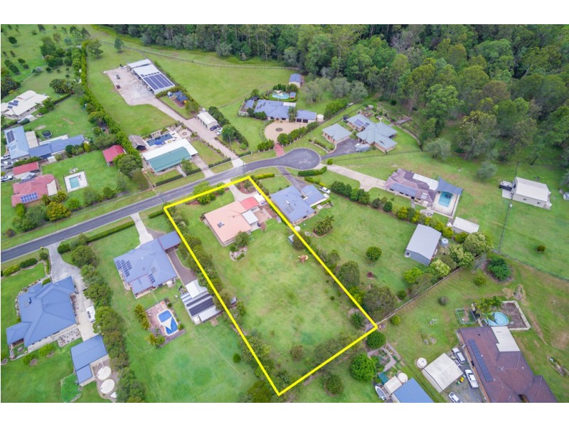 16 Arrowfield Court, Wamuran QLD 4512