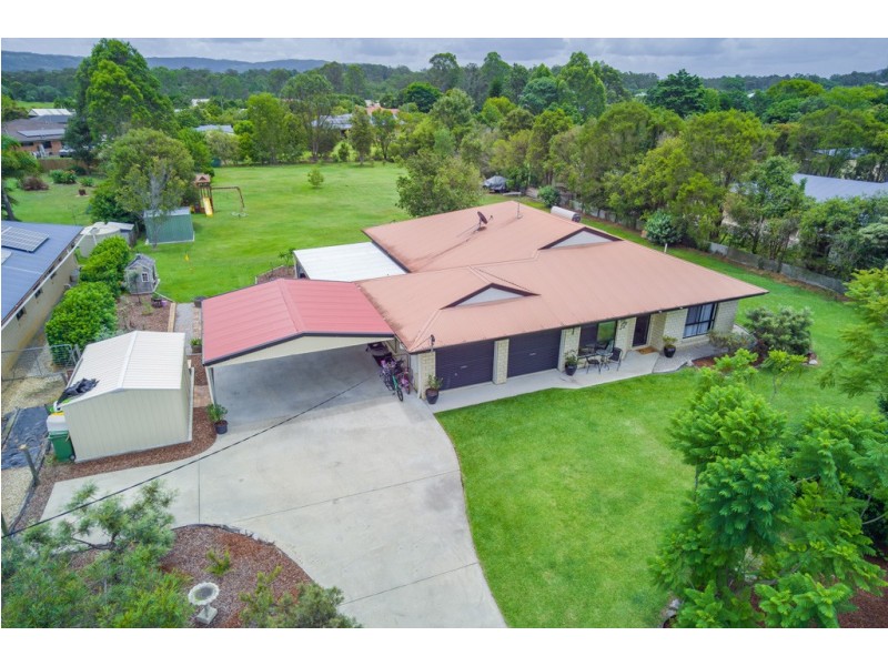 16 Arrowfield Court, Wamuran QLD 4512