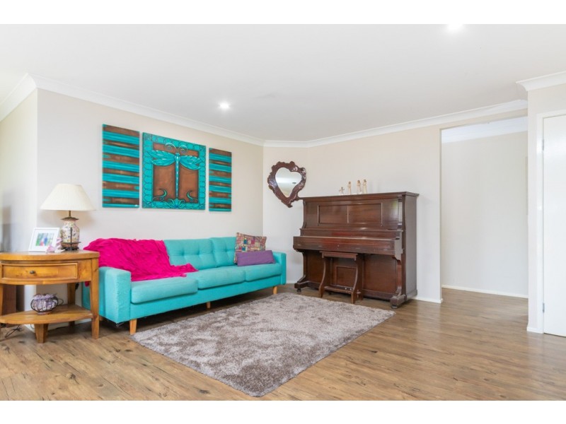 16 Arrowfield Court, Wamuran QLD 4512