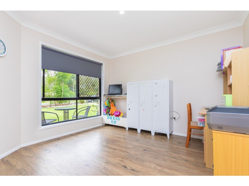 16 Arrowfield Court, Wamuran QLD 4512