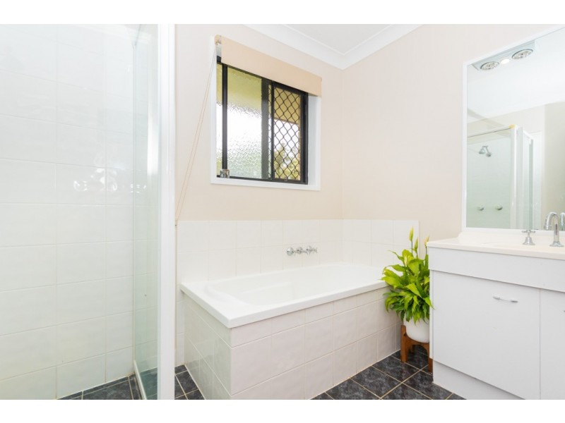 16 Arrowfield Court, Wamuran QLD 4512