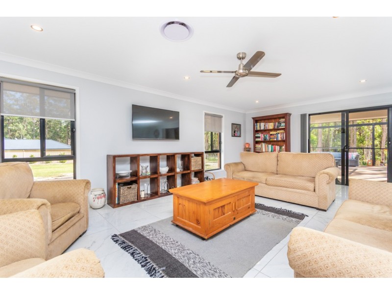 114 Manordowns Drive, D’aguilar QLD 4514