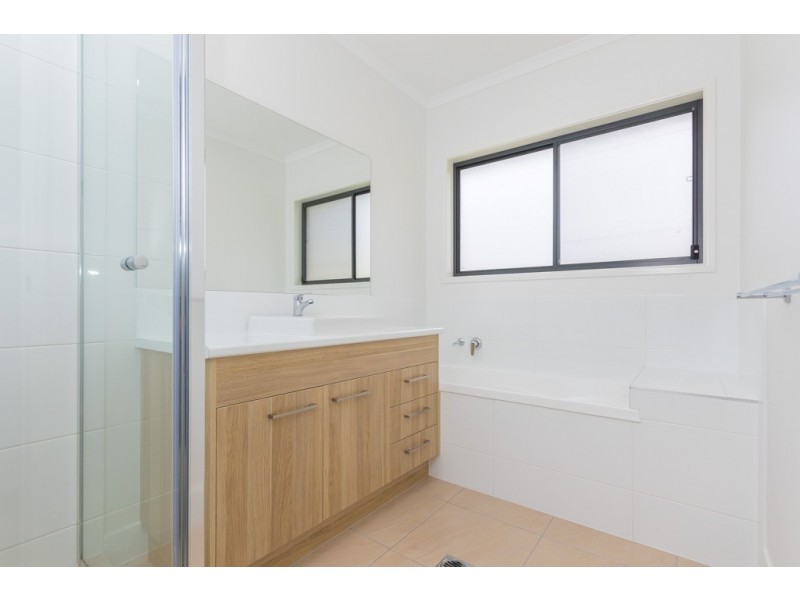 11 Cochran Street, Woodford QLD 4514