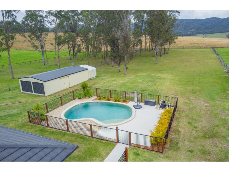 11 Cochran Street, Woodford QLD 4514