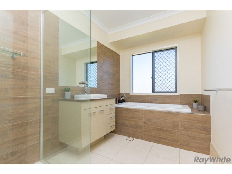 132 Mountaintrack Drive, Wamuran QLD 4512