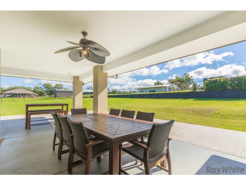 132 Mountaintrack Drive, Wamuran QLD 4512