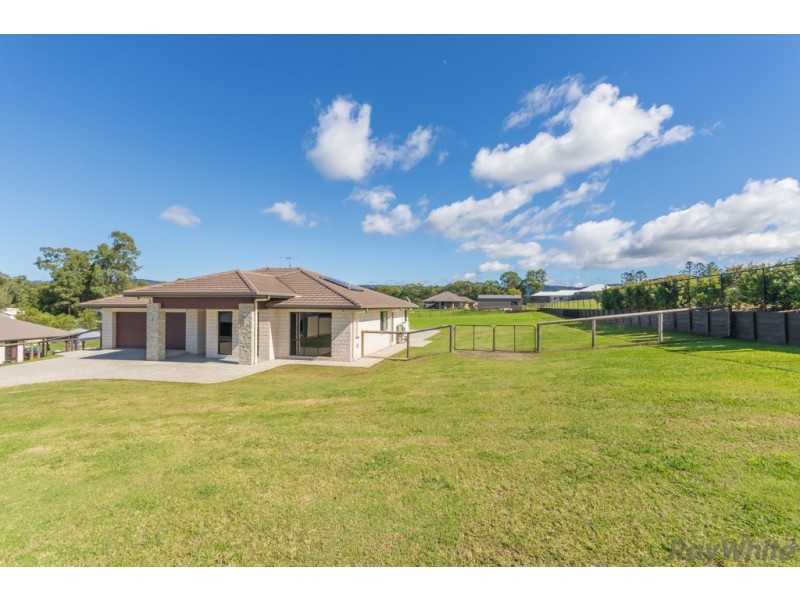 132 Mountaintrack Drive, Wamuran QLD 4512