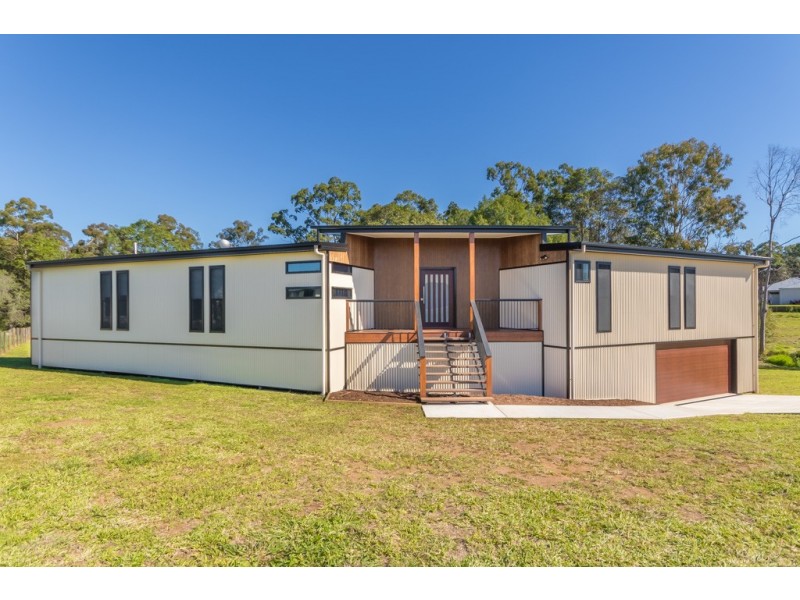 10 Thallon Close, Wamuran QLD 4512