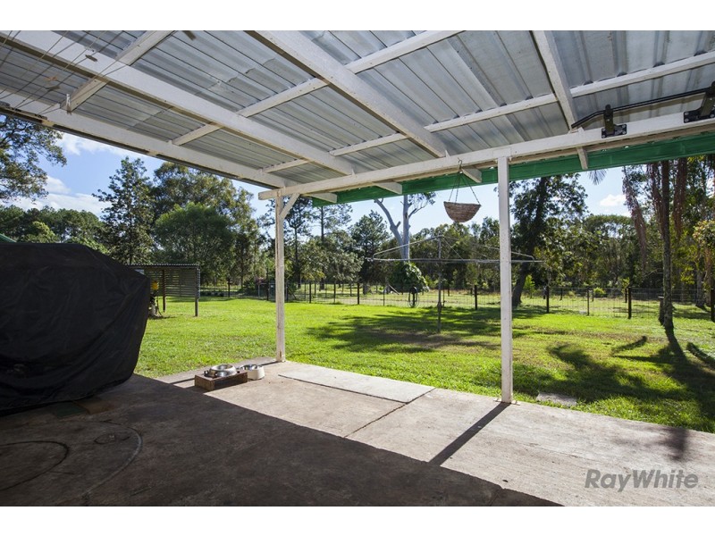 17 Mimosa Street, Woodford QLD 4514