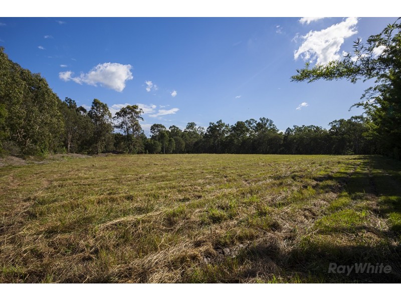 17 Mimosa Street, Woodford QLD 4514