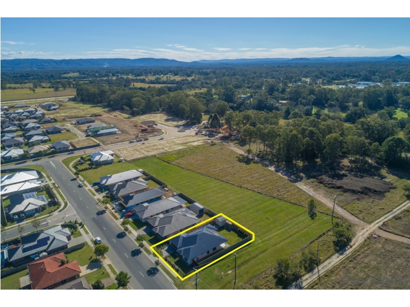 19 Pauls Road, Upper Caboolture QLD 4510