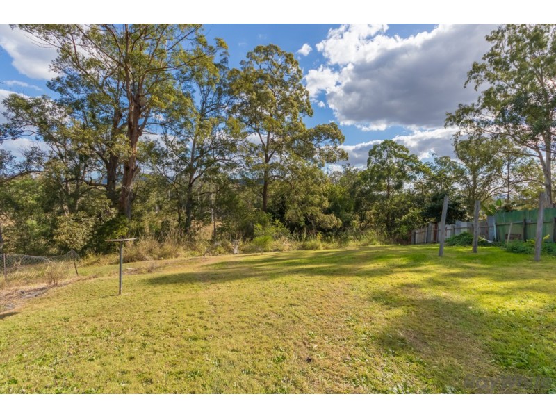128 Archer Street, Woodford QLD 4514