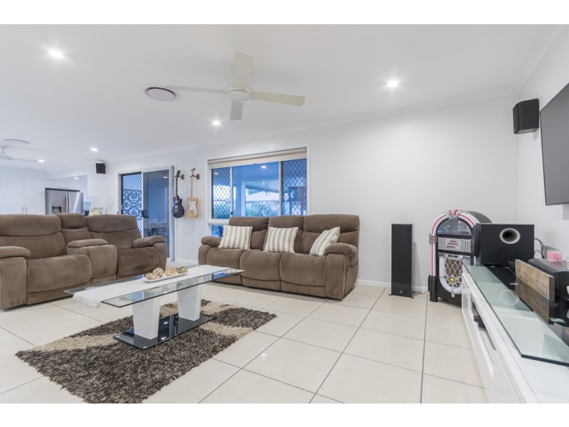 89 Graham Road, Morayfield QLD 4506