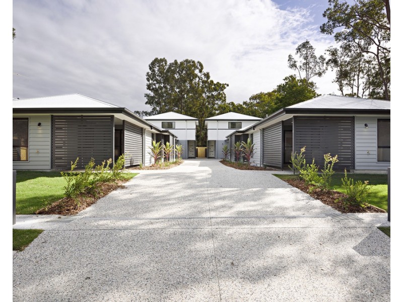 1/52 Bradman Street, Caboolture QLD 4510