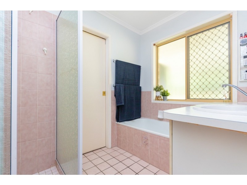 15 Lynanda Court, Caboolture QLD 4510