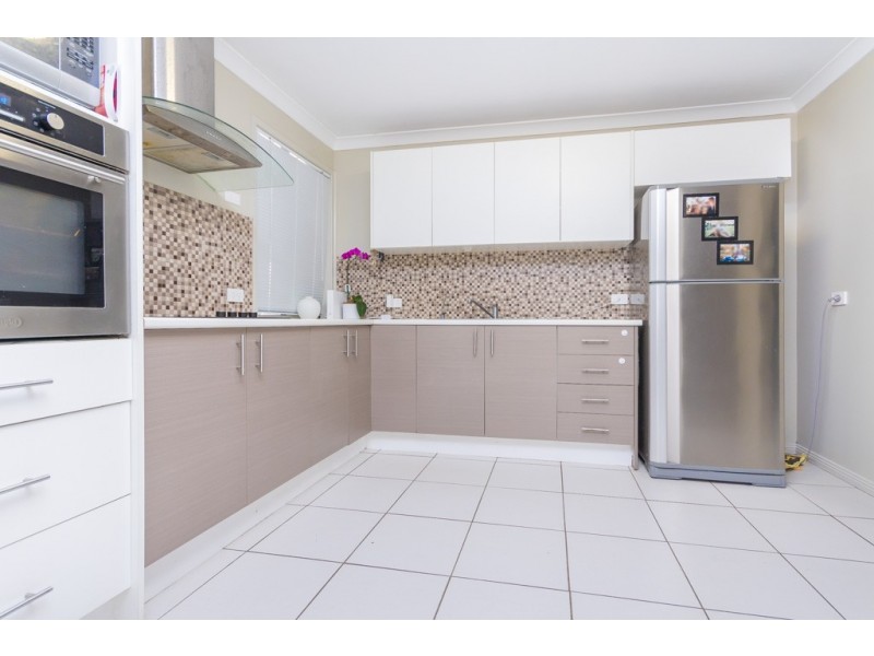 59 Canando Street, Woodford QLD 4514