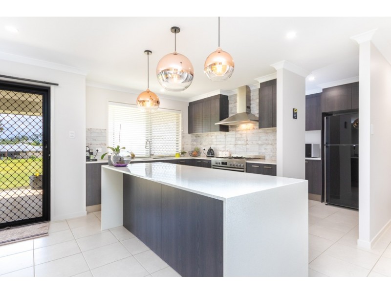44 Cochran Street, Woodford QLD 4514