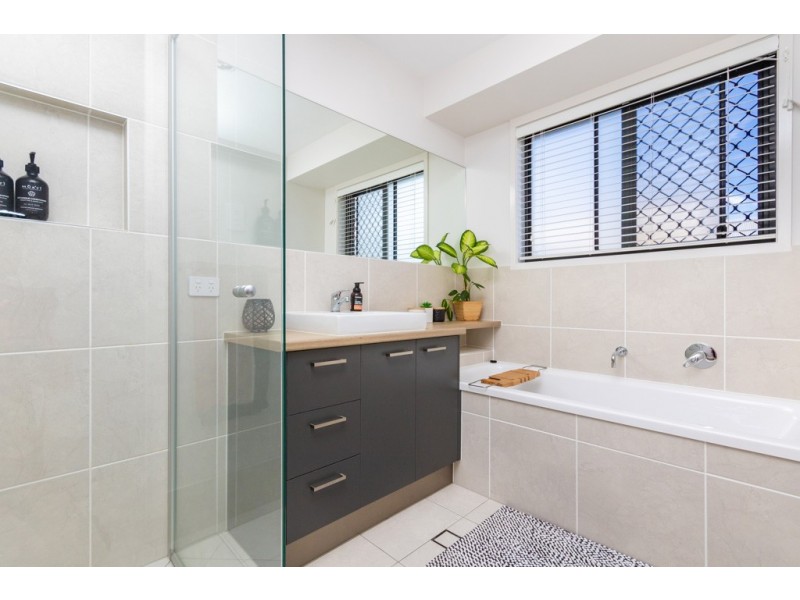 44 Cochran Street, Woodford QLD 4514