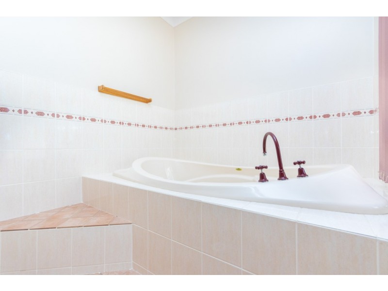 154 Alcock Road, Elimbah QLD 4516