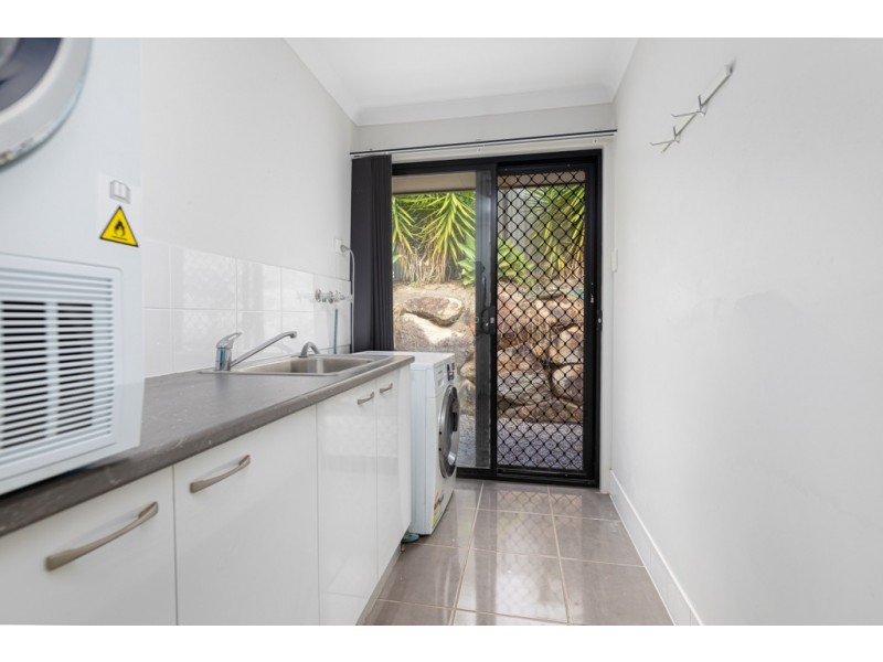 52 Akoonah Way, D’aguilar QLD 4514