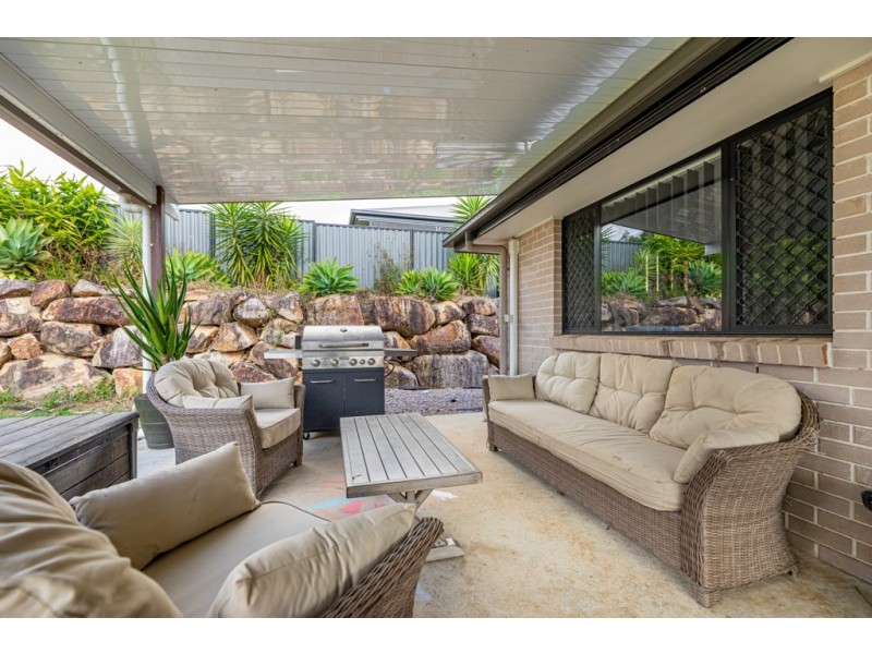 52 Akoonah Way, D’aguilar QLD 4514