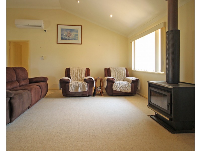 26 Robinson Road, Mount Mee QLD 4521