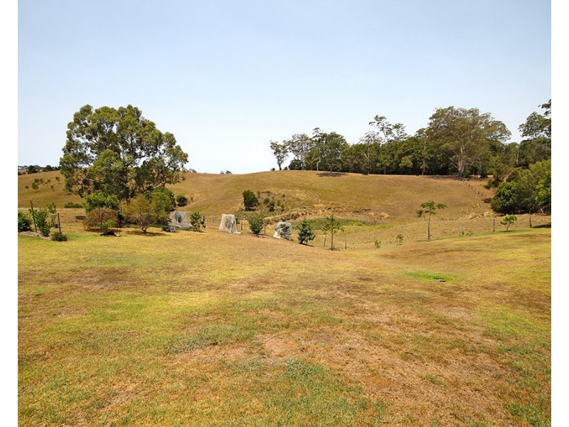 26 Robinson Road, Mount Mee QLD 4521