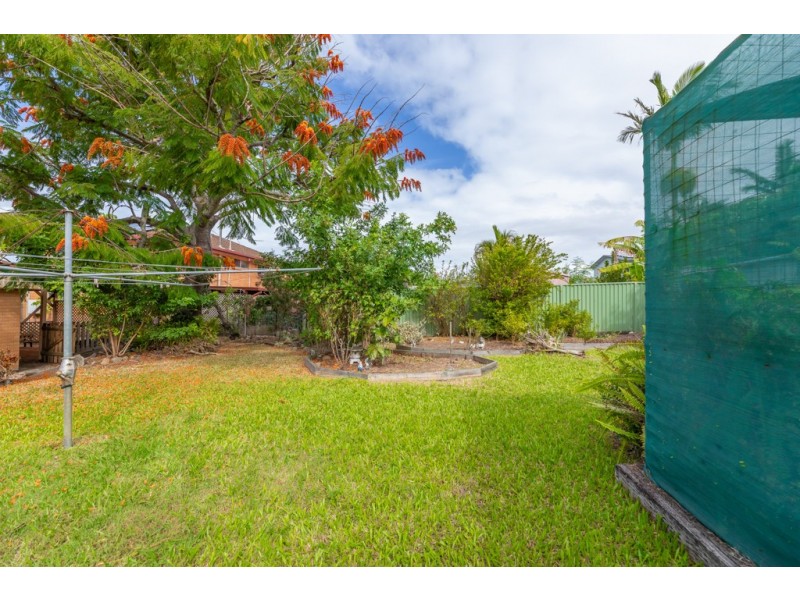 45 Wendy Crescent, Clontarf QLD 4019